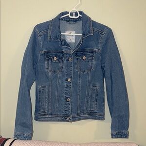 Hollister Jean jacket size medium